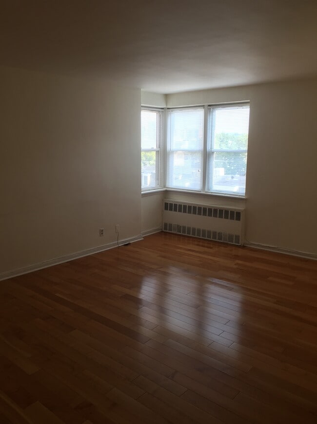 Photo - 39 Glenbrook Rd Unit 5Z