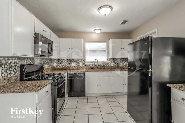 Photo - 518 Foxglove Dr