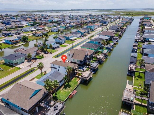 Building Photo - 70 Tarpon St