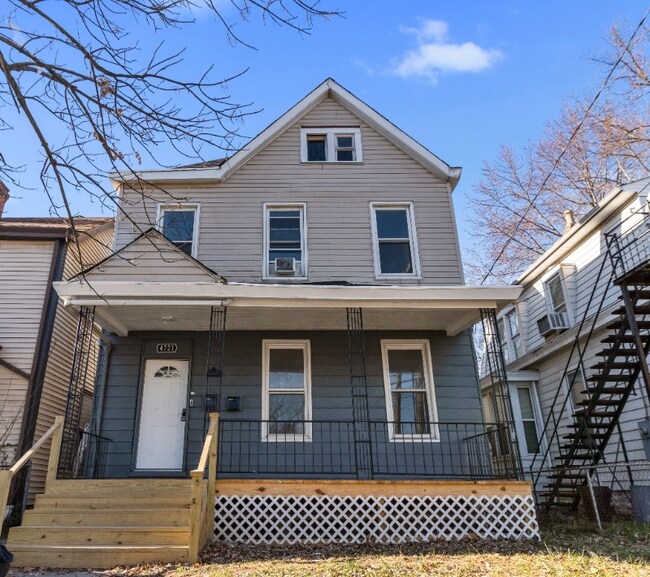 Photo - 4721 Section Ave Unit B