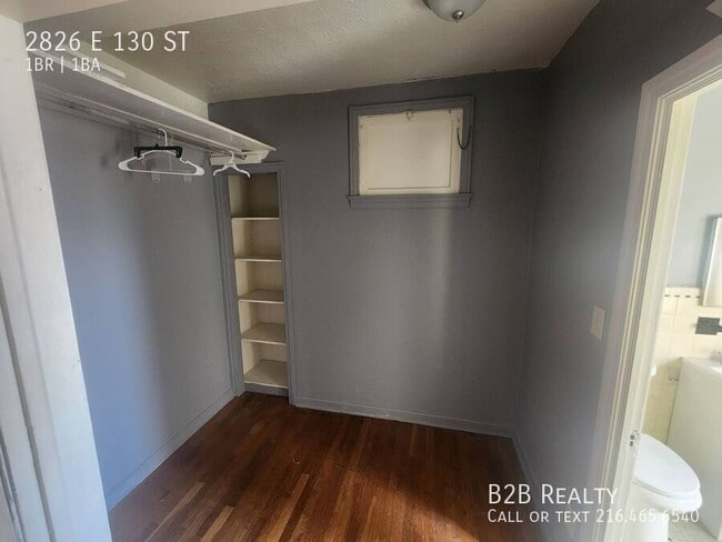 Photo - 2826 E 130th St Apartamento