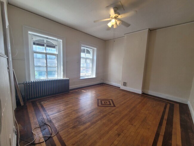 Photo - 706 E Juneau Ave