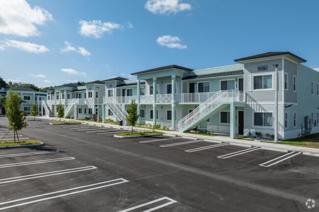 The Preserves - Parking - The Preserves at Florida City