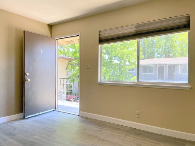 Photo - 816 Opal Dr Unidad 4