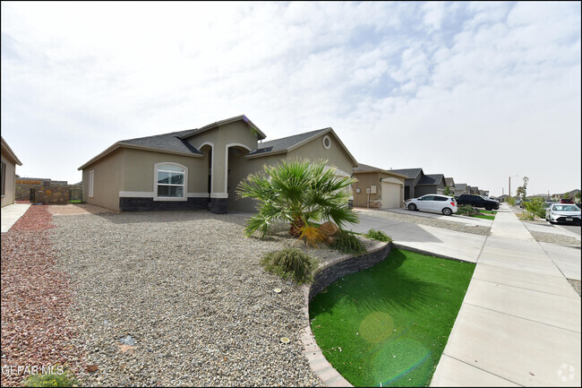 Building Photo - 13852 Sky Harbor Ave Rental