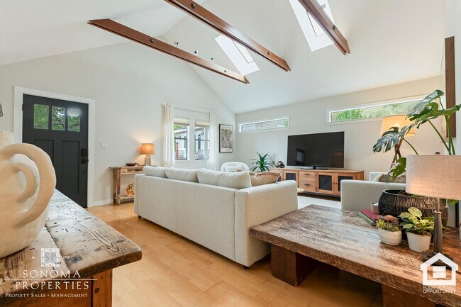 Photo - Serena Vista – Modern Mediterranean Retreat!
