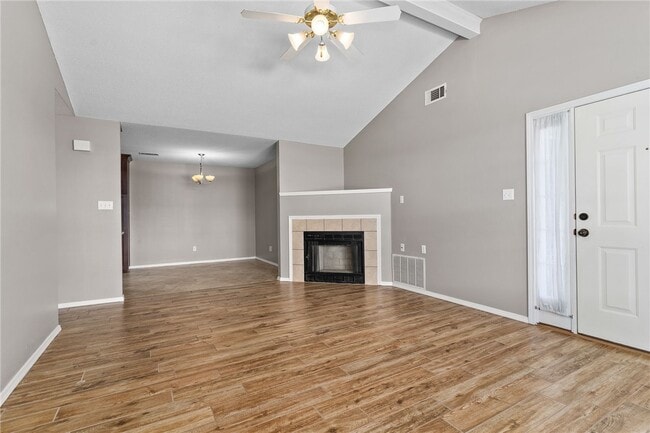 5802 Park Valley Cir