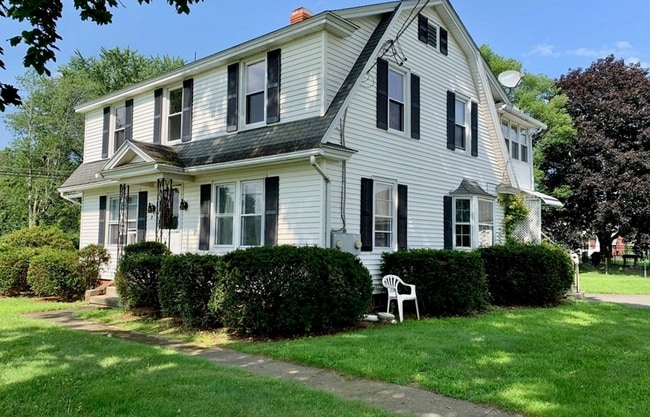 Photo - 2 East St Unit B