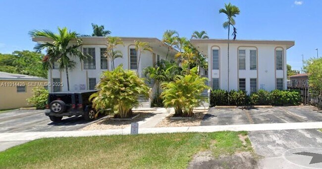 Building Photo - 1610 Liberty St Unit 9