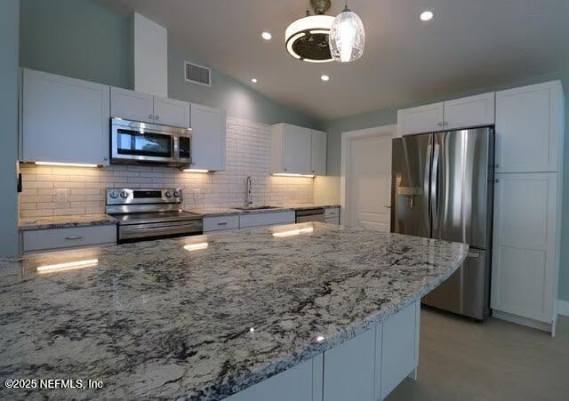Photo - 130 Southwind Cir