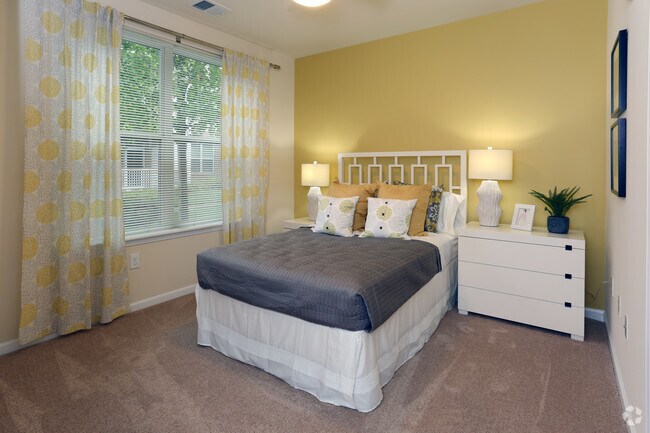 2nd Bedroom