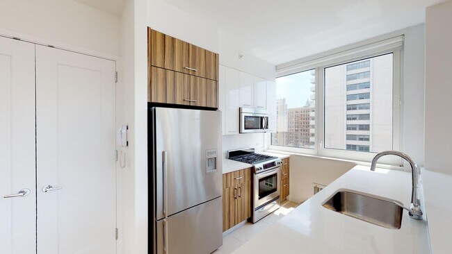 Building Photo - 808 Columbus Ave Rental