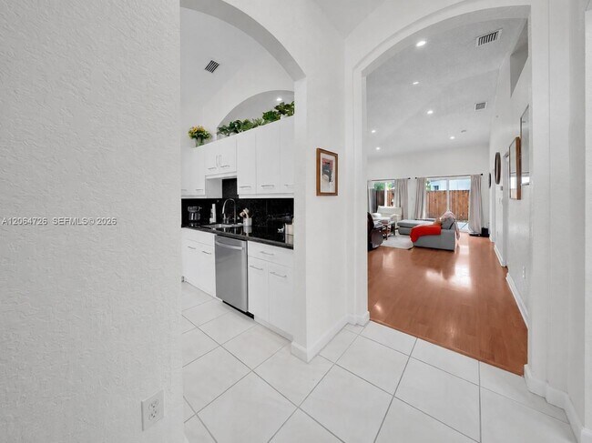 Photo - 16220 SW 101st Terrace