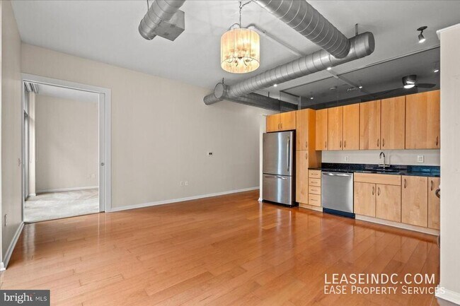 Photo - 811 4th St NW Unit #610x