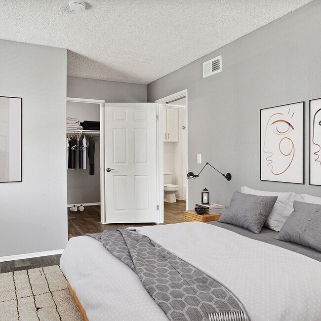 Photo - Parkway Club