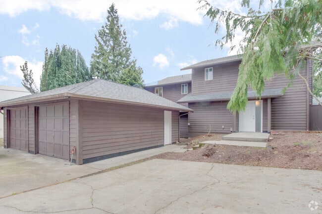 Building Photo - 914 66th Pl SE Unit A Rental