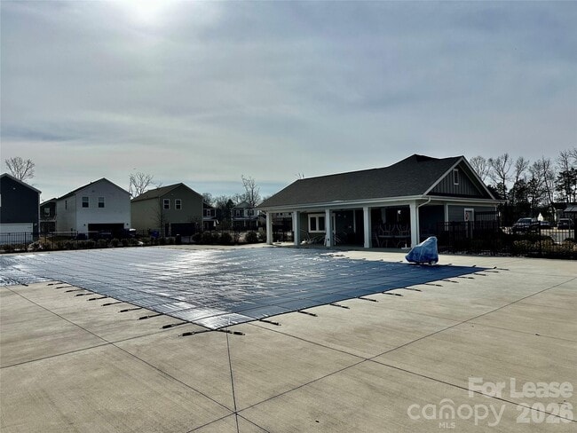 Photo - 410 Cranford Dr