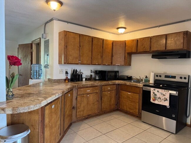 Photo - Utilities Included 2 Bedroom / 1 Bath Apartment