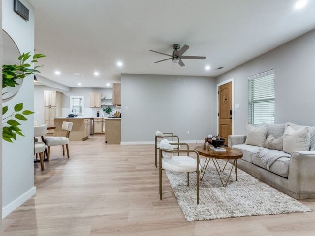 Photo - 3160 Bannon Dr