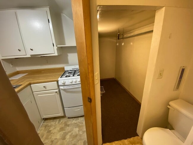 Photo - 842 1st St SW Unit 7