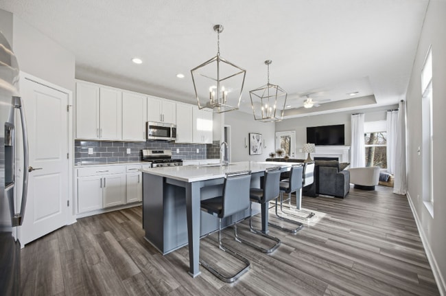 Photo - 2209 Aerotrain Ct N