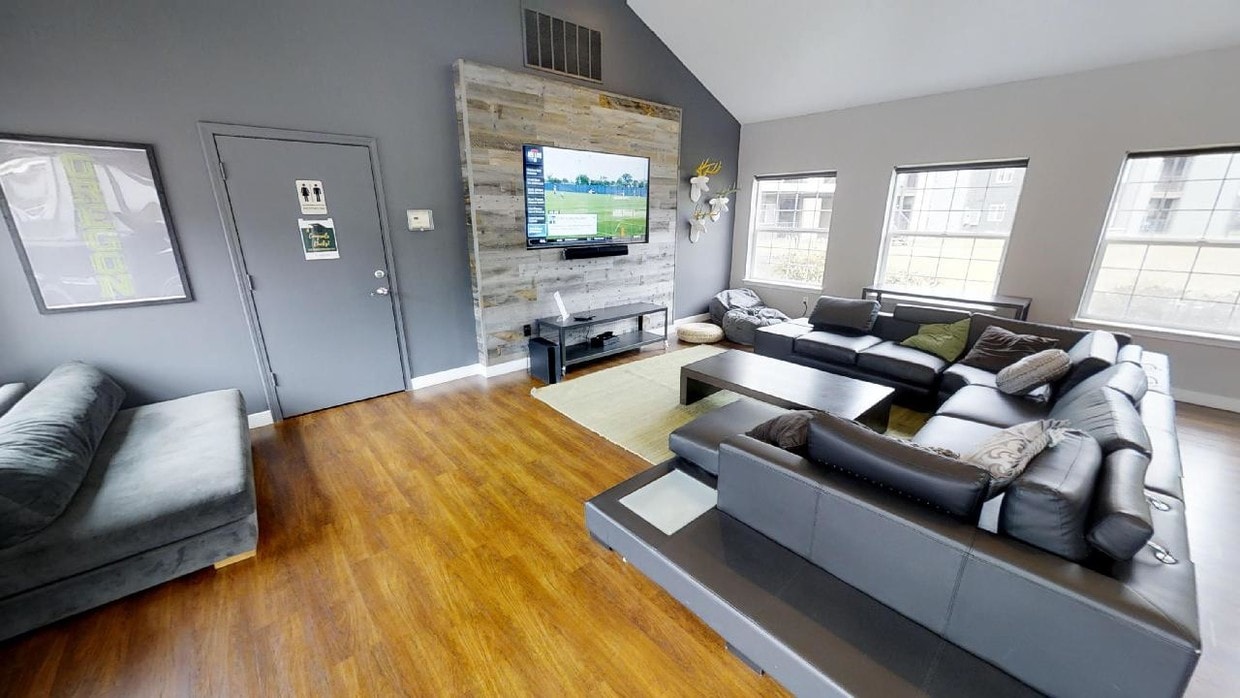 Photo - Stadium Park Apartments