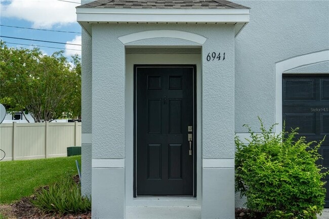 Photo - 6941 47th Ln N