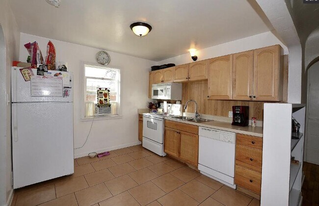 Photo - 1007 34th Ave