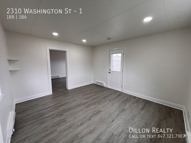 Photo - 2310 Washington St Unit 1