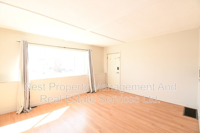 Building Photo - 1857 Juniper St