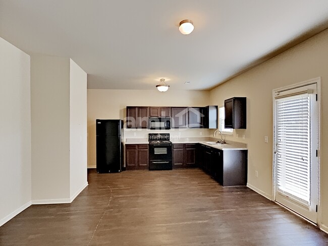 Photo - 248 Bandelier Cir