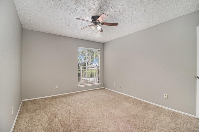 Photo - 7313 Gulf Fwy Unit True