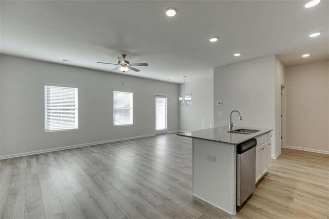 Photo - 4741 Medlock Ln