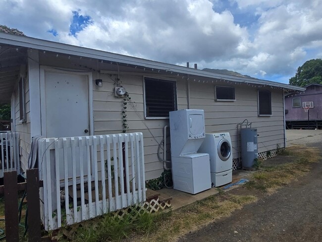 Photo - 84-956-956 Hanalei St