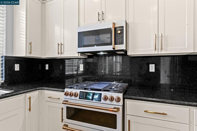 Photo - 3927 Hidden Grove Ln