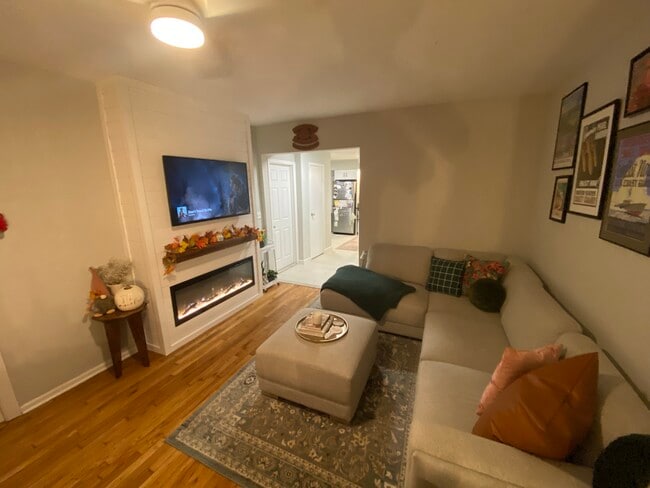 Living area - 63 Sherman Pl Unit BE