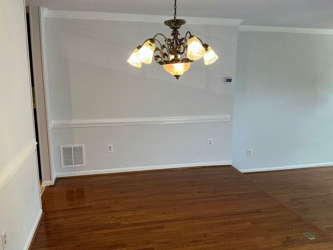 Photo - Very well maintained 3BR 3.5BA 3 level Colonial Townhome with fully fenced yard