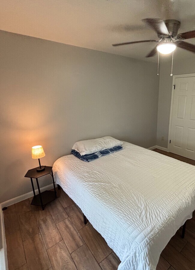 Photo - 9423 Fairdale Ln Condo Unit B