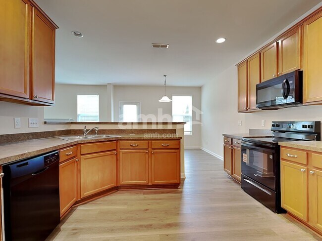 Photo - 3550 Eastern Branch Road