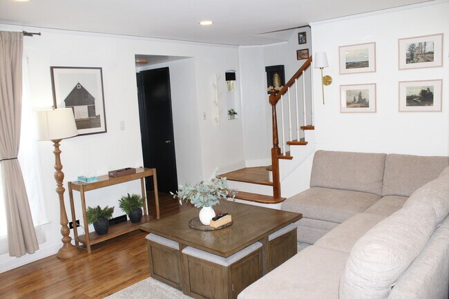 Photo - 6034 S Komensky Ave