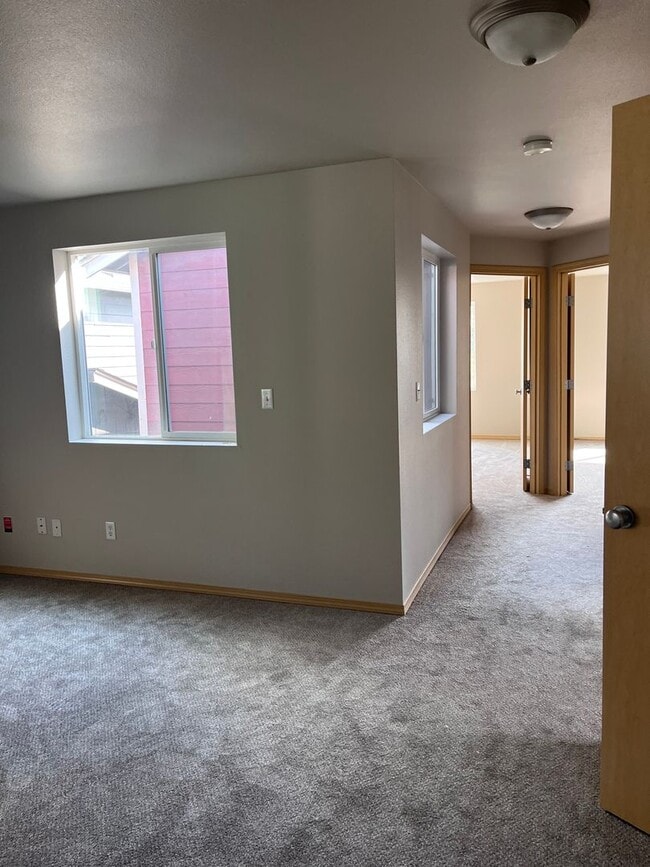 Photo - Beautiful 3 Bedroom home in Puyallup