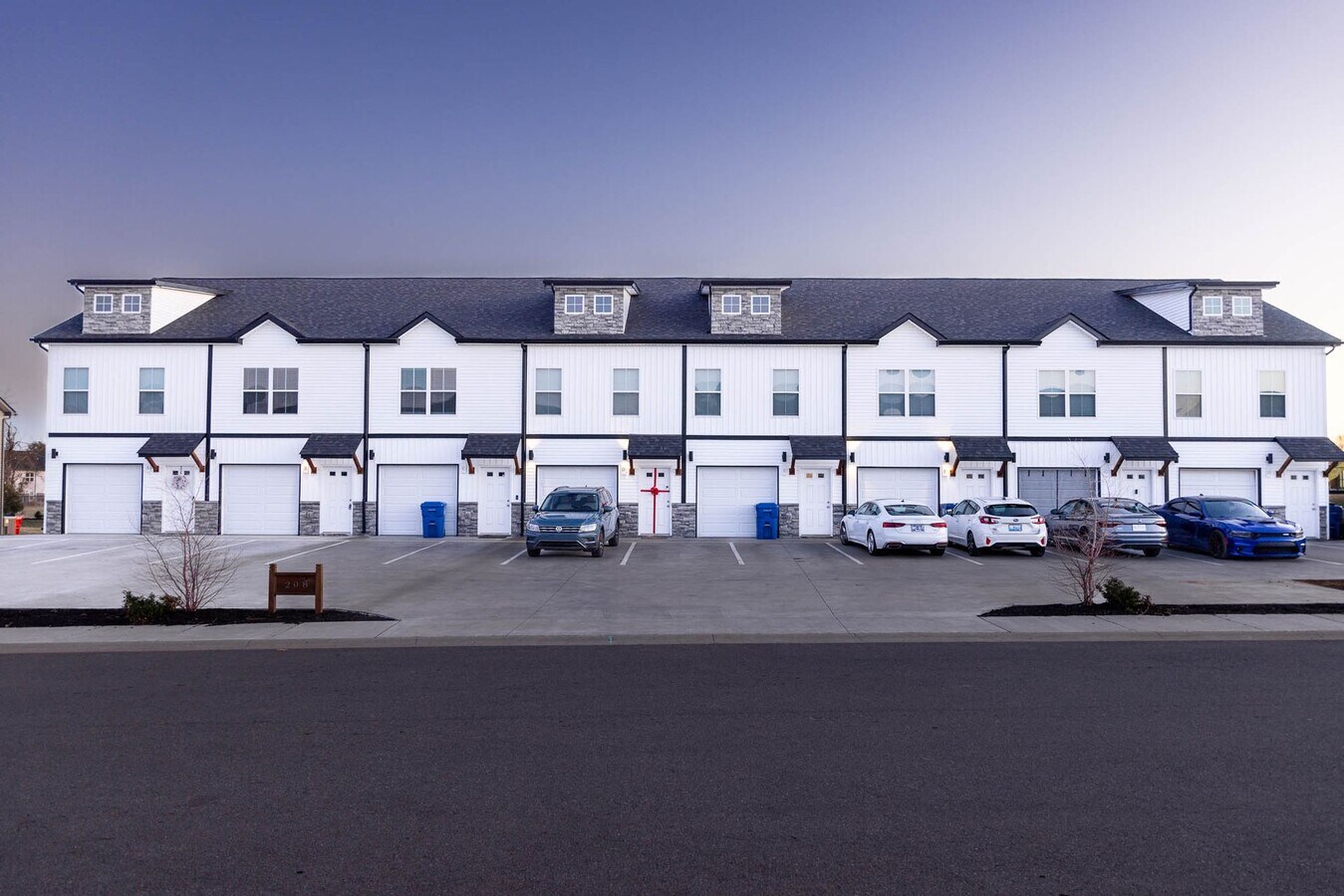 Photo - 208 Drayton Dr.