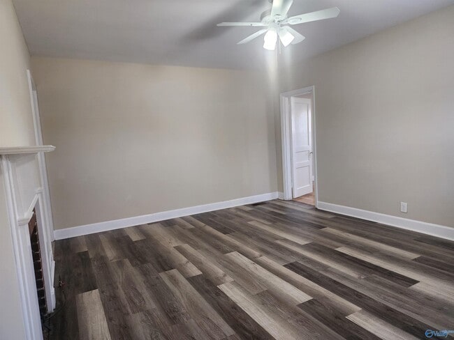 1900 Vanderbilt Cir SW