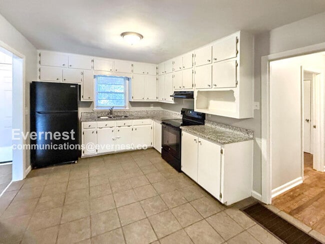 Photo - 1309 5th Pl NW