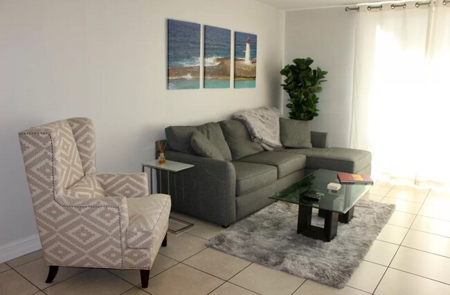 Photo - 2501 SW 37th Ave Unit 304