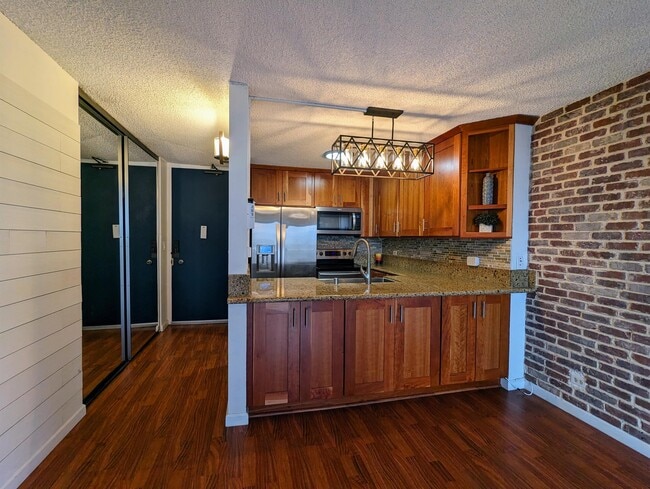 Photo - 98-500-500 Koauka Loop Townhome