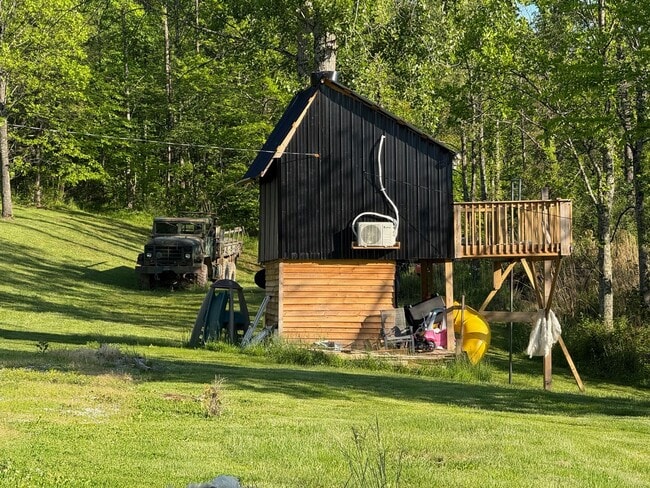 Photo - Country Living