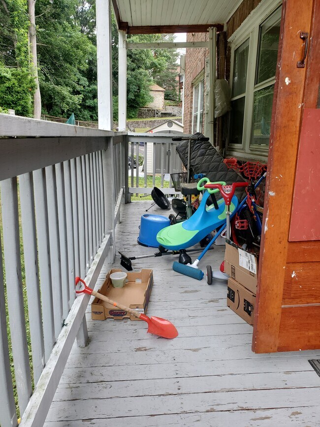 Photo - 29 Wiltshire Rd Unit 1