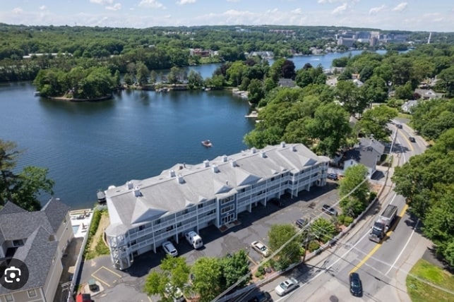 Building Photo - 190 S Quinsigamond Ave Rental