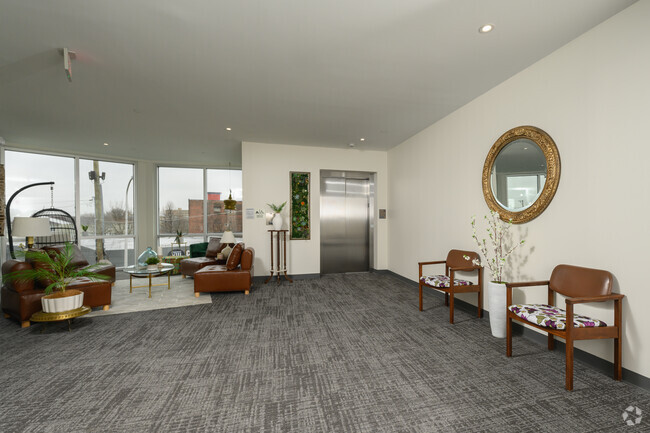 Lobby - Sharswood Ridge Rental